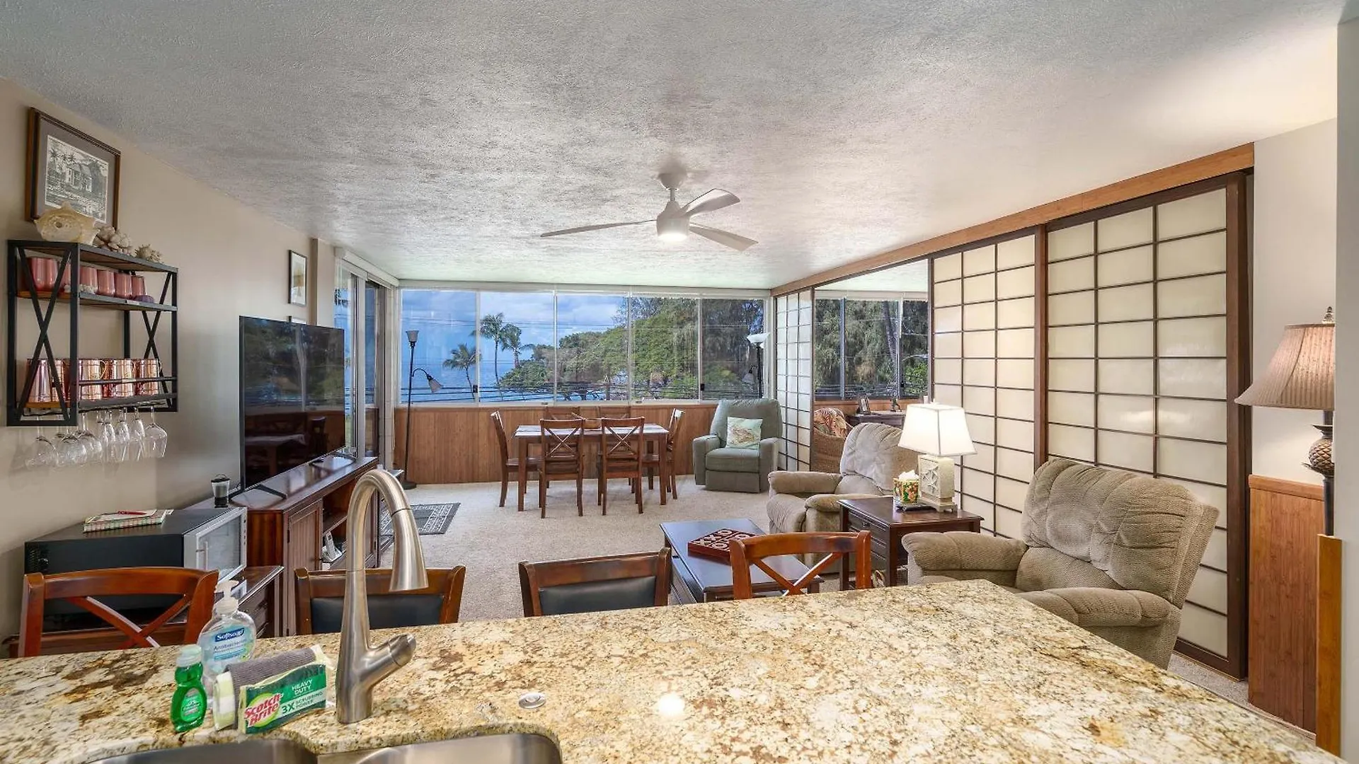 Vakantiehuis Haleakala Shores A-302 - Stunning Ocean View Condo Wailea